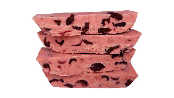 Artisan nougat with red fruits and paillette