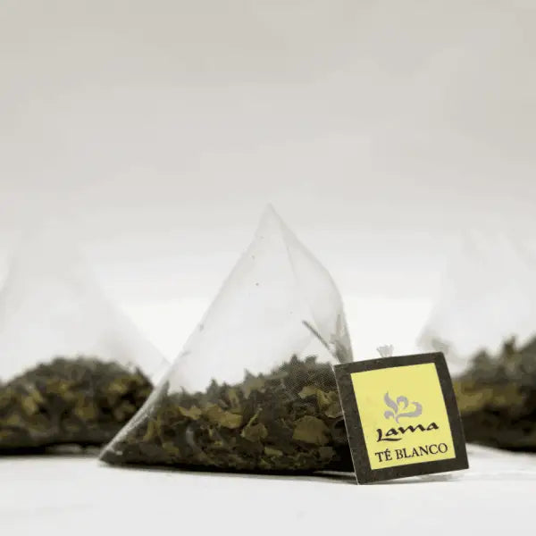 TÉ BLANCO FRESA Y PLÁTANO | PIRÁMIDES